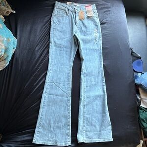 Levi’s High Rise Flare Jeans